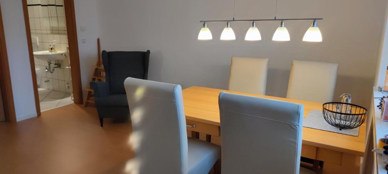 Moderne Ferienwohnung Lindlar, Dorf- Und Waldnah, Gratis W-Lan, Nr Luaran gambar